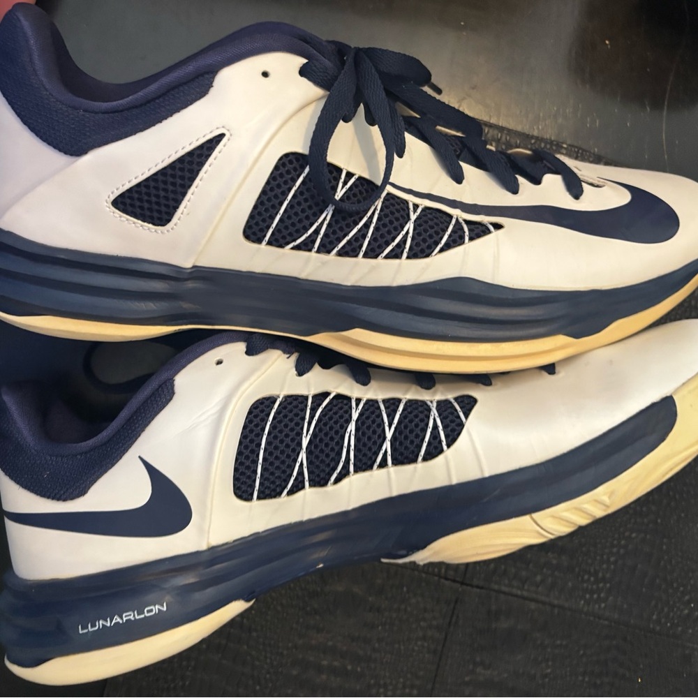 Nike Lunarlon Hyperdunk 2012 , White and Navy Sneakers, men's 14, NBA worn